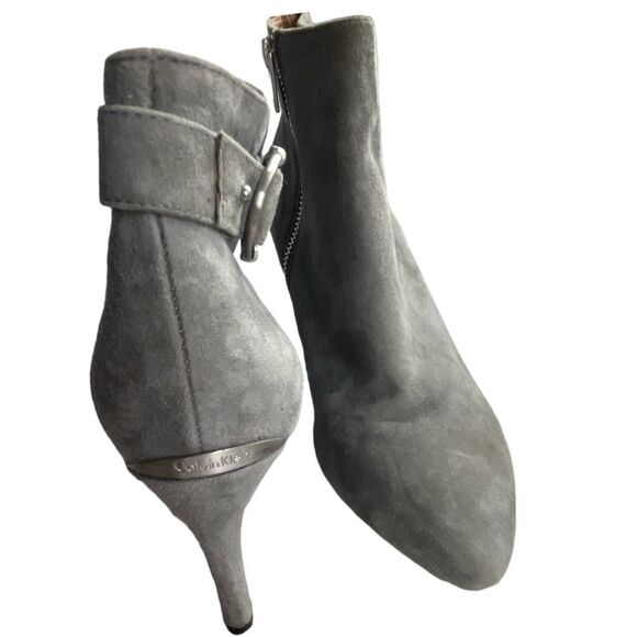 Calvin Klein size 8.5 grey suede booties. - Picture 1 of 11